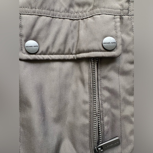 Michael Kors  snow jacket Sz XL warm r ☔️ perfect for heavy winter - Picture 4 of 6
